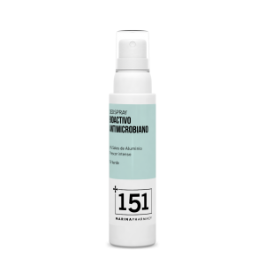 Frasco spray de 100 ml del desodorante bioactivo con té verde de 151 Marina Pharmacy, sin sales de aluminio